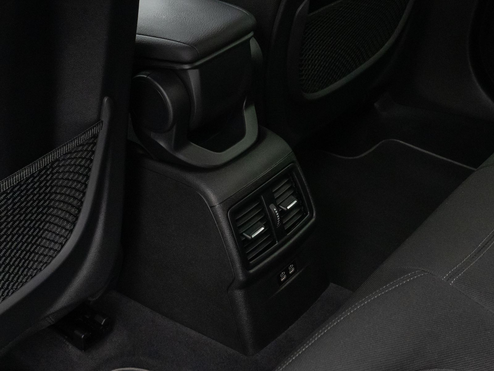 Fahrzeugabbildung BMW X2 xD25e Kamera DAB HiFi Navi Komfort Sport LED