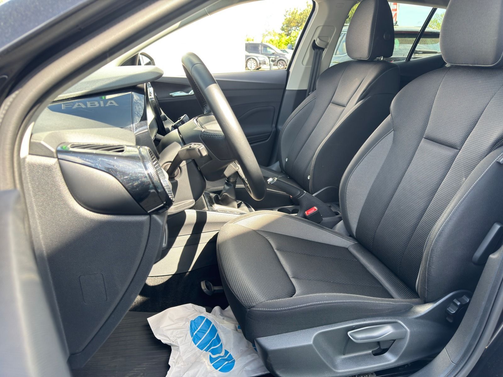 Fahrzeugabbildung SKODA Fabia 110PS 6-Gang*PDC*behFro*Allwetter