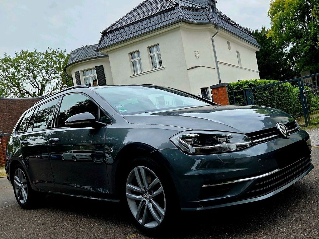 Image of Volkswagen Golf