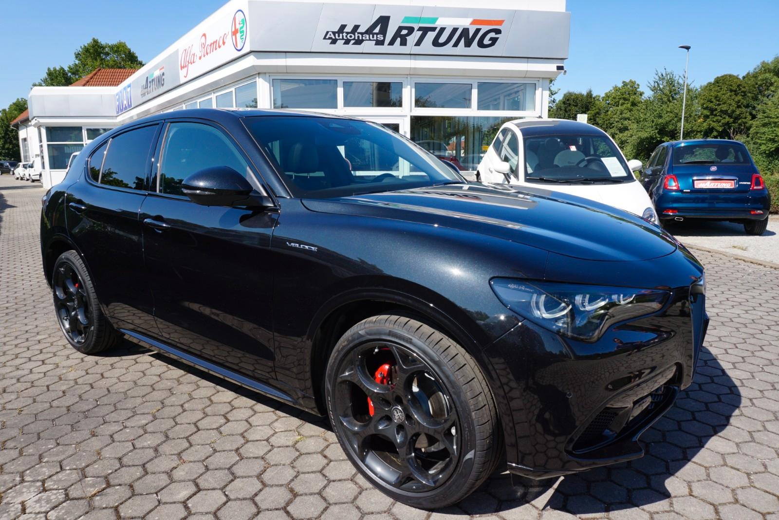 Alfa Romeo Stelvio VELOCE 2.2 D 16V AT8 Q4 AHK PANORAMA