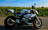BMW S 1000 R  - Motorräder in Solingen