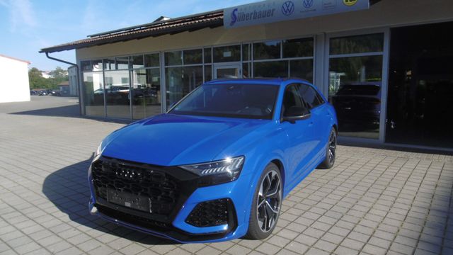 Audi RS Q8 SUV Essentials Garantie Individual RS2