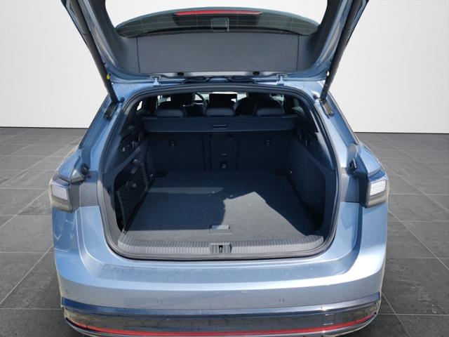 Volkswagen ID.7 Tourer +PRO+IQ LIGHT+AHK+INTERIEUR+EXTERIEU