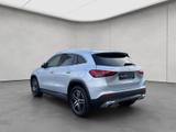 Mercedes-Benz GLA 250 e Progressive Pano Multibeam HuD - Mercedes-Benz GLA-Klasse mit Panoramadach