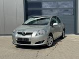 Toyota Auris Sol TÜV Klima PDC Tempomat ScheckH Allwett - Toyota Auris in Hannover