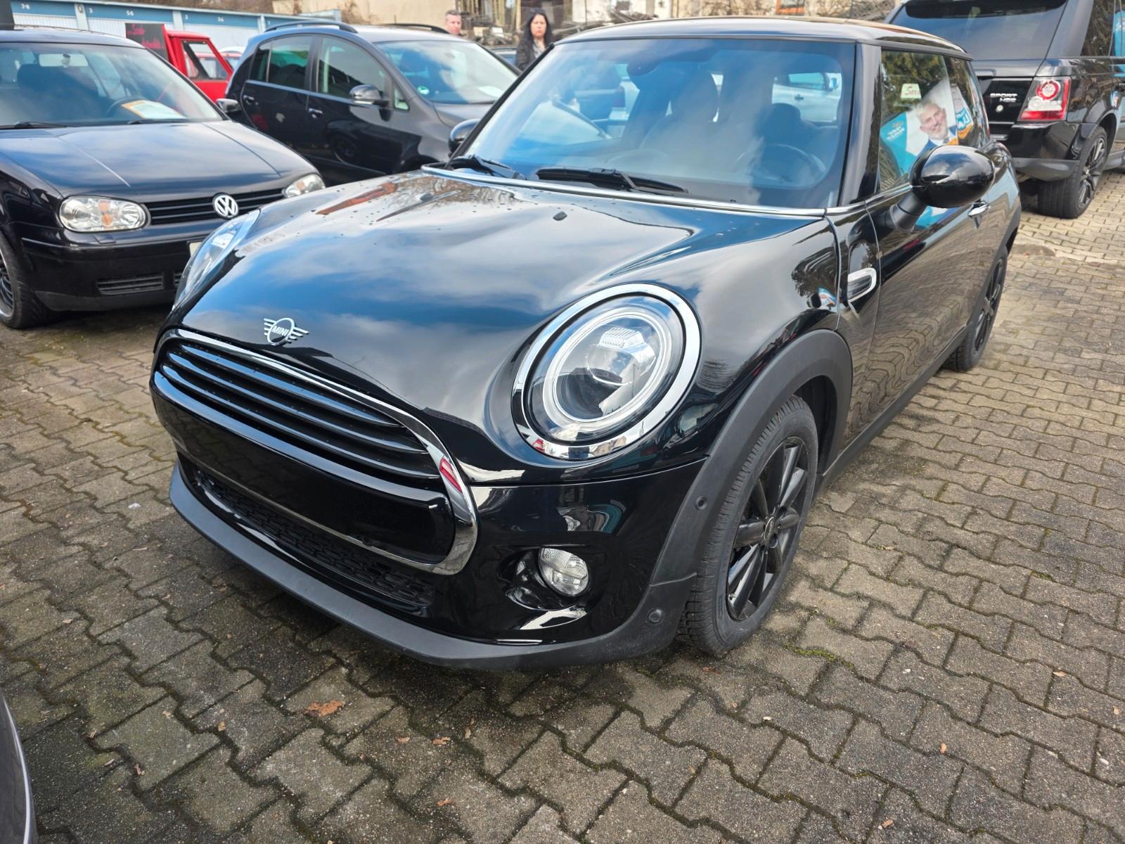 MINI COOPER D  Automatik Schwarz/Schwarz
