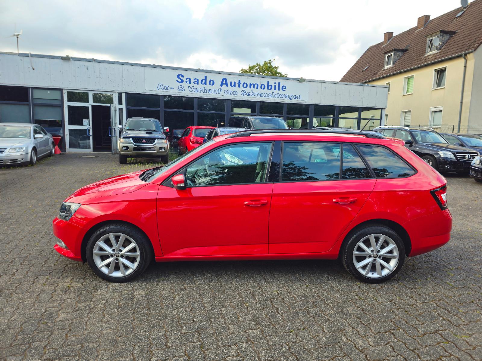 Skoda Fabia Combi Joy Bi-Xenon* Navi*16"Alufelgen