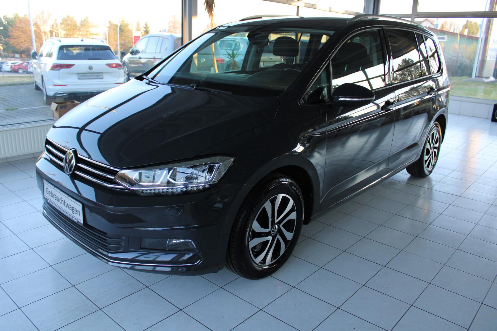 Volkswagen Touran Active LED NAVI DSG KAMERA TEMPOMAT