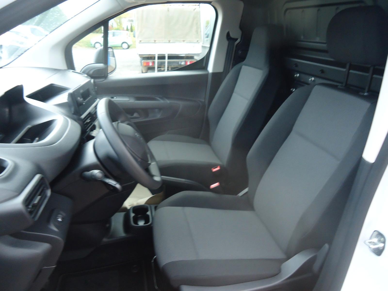Peugeot Partner KW L1 110 PureTech Premium *Klima-PDC*