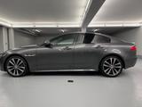 Jaguar XE R-Sport Meridian/Privacy/Jaguar Scheckheft/ - Jaguar XE R-Sport mit Benzin-Antrieb