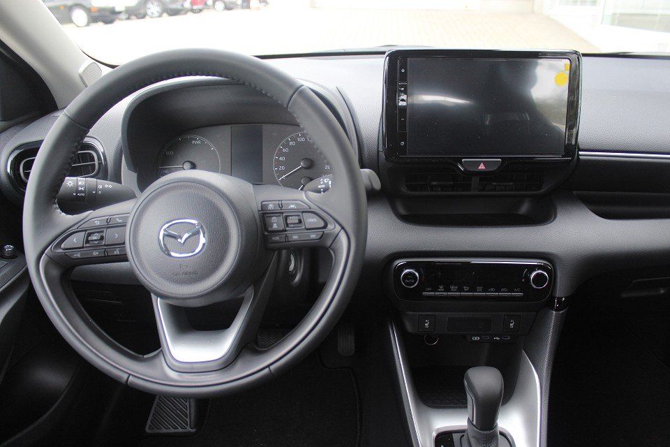 Fahrzeugabbildung Mazda 2 Hybrid 2024 Centre-Line 1.5L VVT-i 116 PS CVT