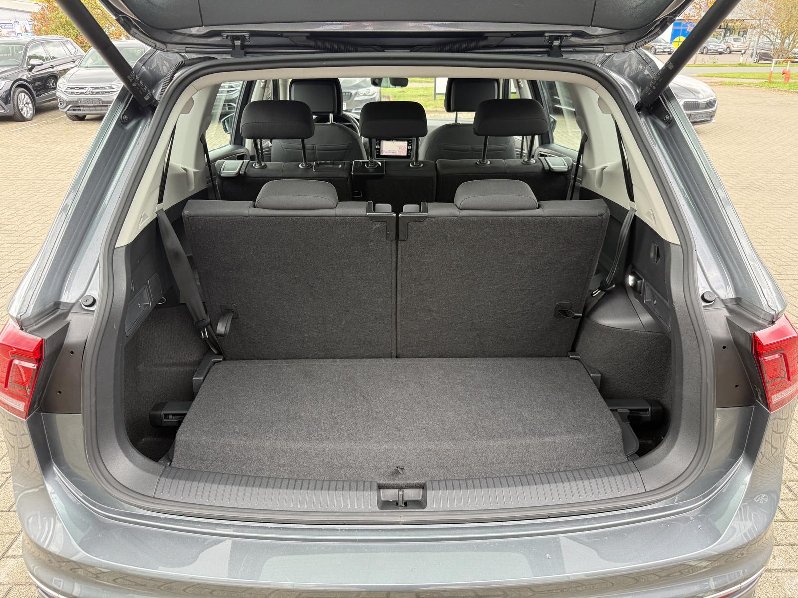 Volkswagen Tiguan Allspace Life,7-Sitzer,Winter,AHK,ACC., миниатюра 12