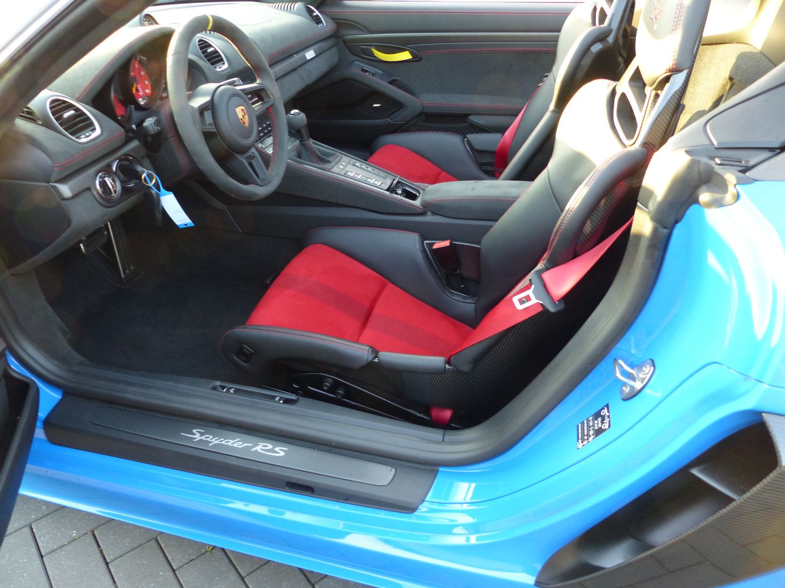 Fahrzeugabbildung Porsche 718 Boxster Spyder RS
