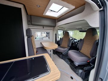 HYMER  ERIBA  HYMERCAR Redwood 601 Explorer 8G LED Fahrkomfort 