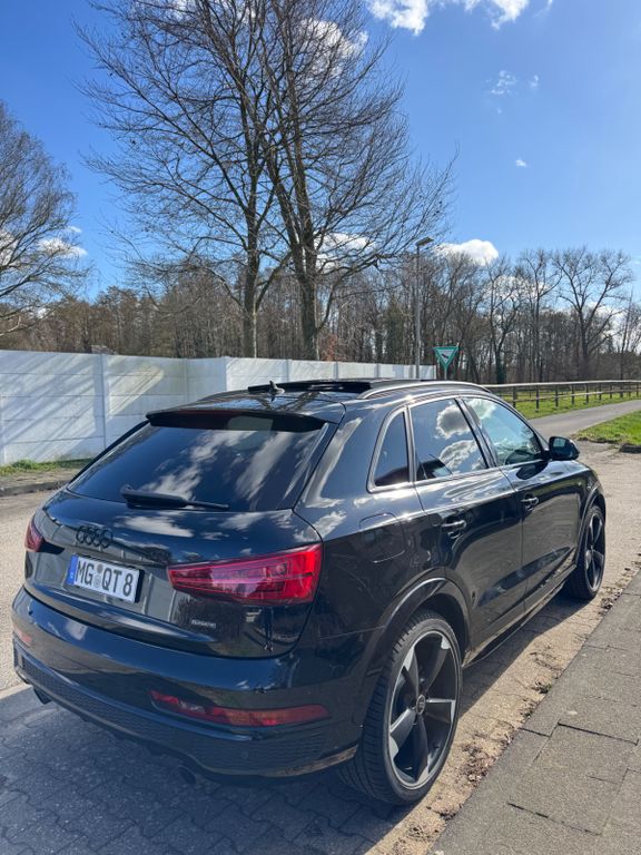 Image of Audi Q3