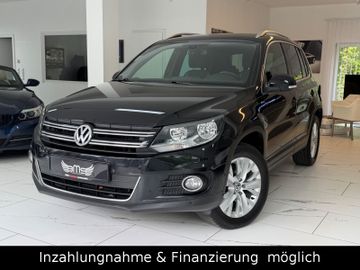 Volkswagen Tiguan - 1