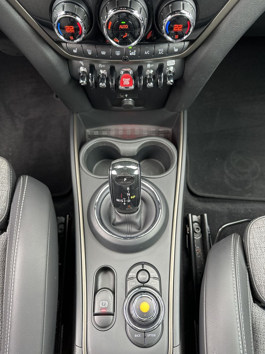 Fahrzeugabbildung MINI Cooper S Countryman All4 NAV+LED+DIGDISPLAY+18ZO