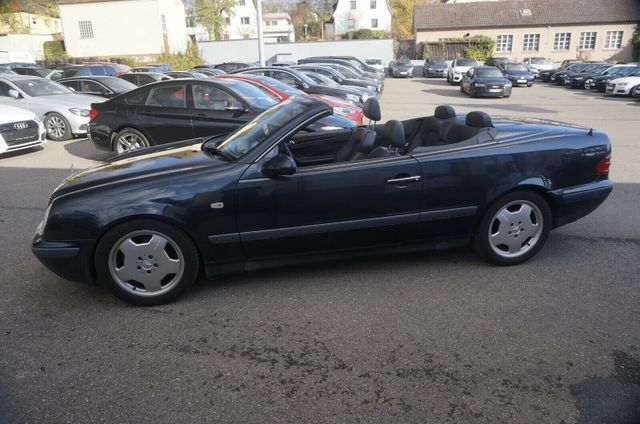 Mercedes-Benz CLK 320 Cabrio Eleg.Autm.KLIMA*LEDER*SHZG*KAMERA