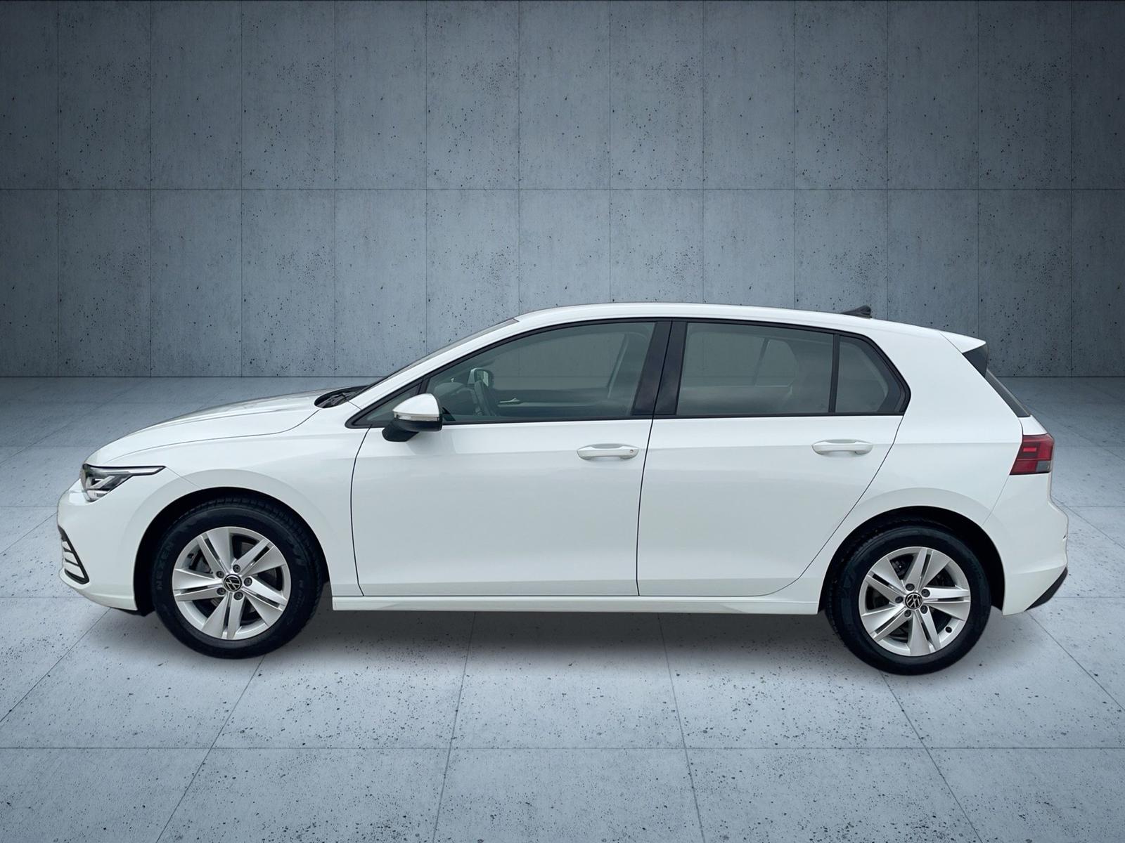 Volkswagen Golf VIII Life 1.5 TSI Navi+ACC+FLA+SHZ+LED