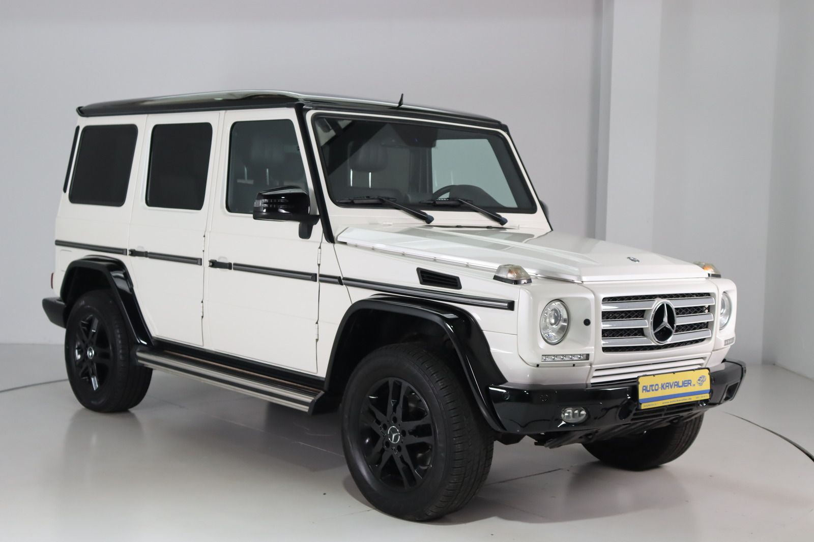 Fahrzeugabbildung Mercedes-Benz G 350 BlueTEC DESIGNO DIS * H&K 4x Sitzhzg. Navi