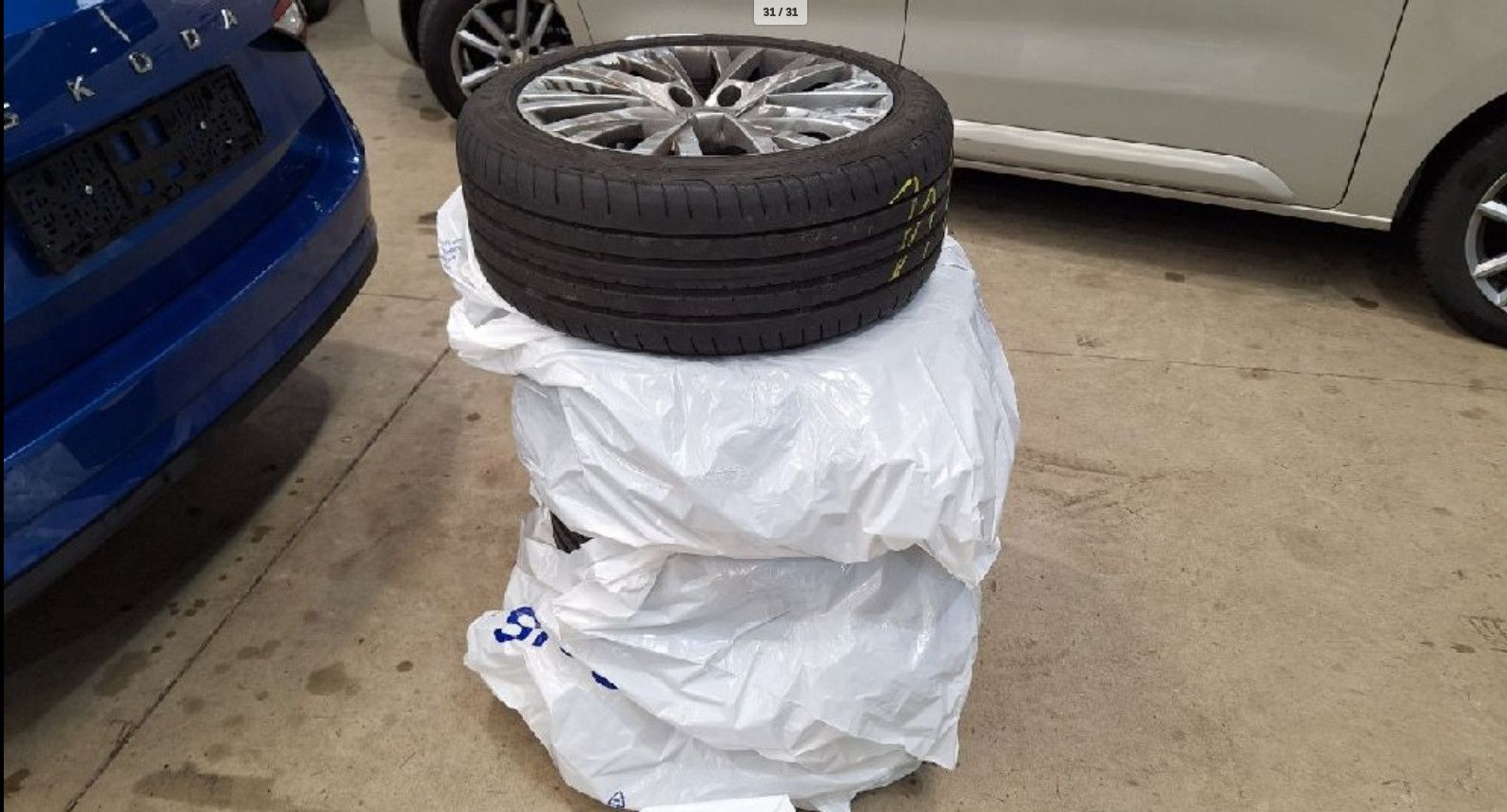 Fahrzeugabbildung SKODA Superb C 2.0d DSG Ambition LED/ACC/NAV/SHZ/18"LM