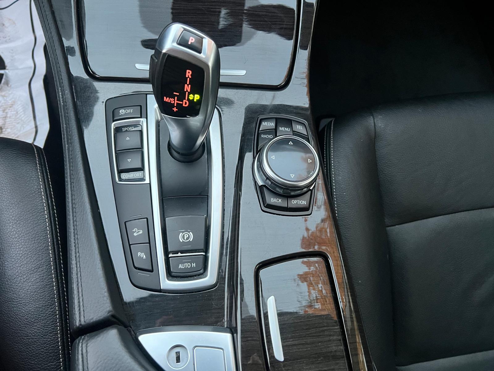 BMW 530 2013 — photo 14