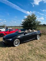 BMW e93 320i - BMW 320: E93