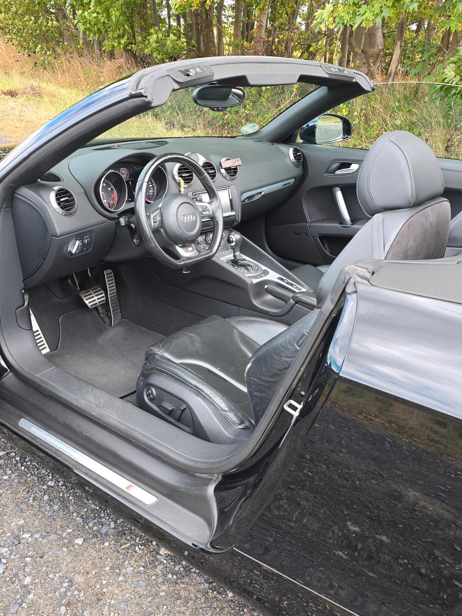 Audi TT Roadster 3.2 S tronic quattro | DSG | Leder |