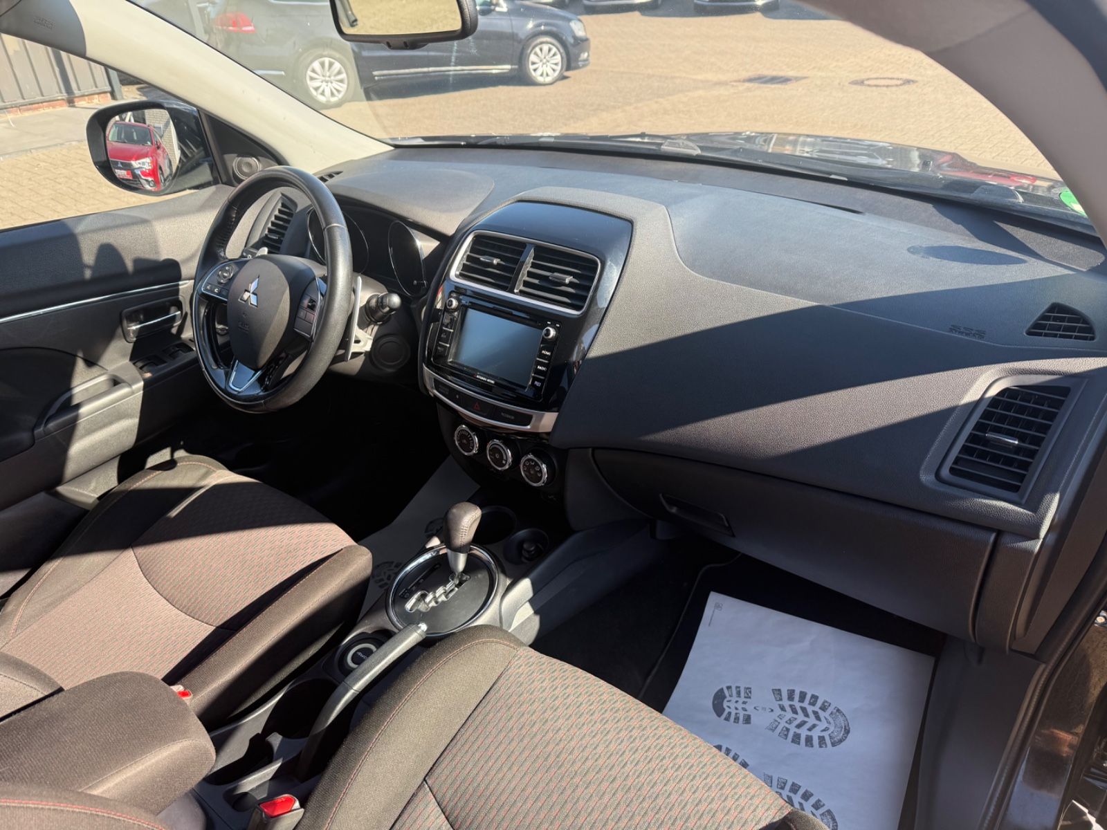 ASX Edition 100+ 4WD*AUT.*150-PS*NAVI*1.HAND*