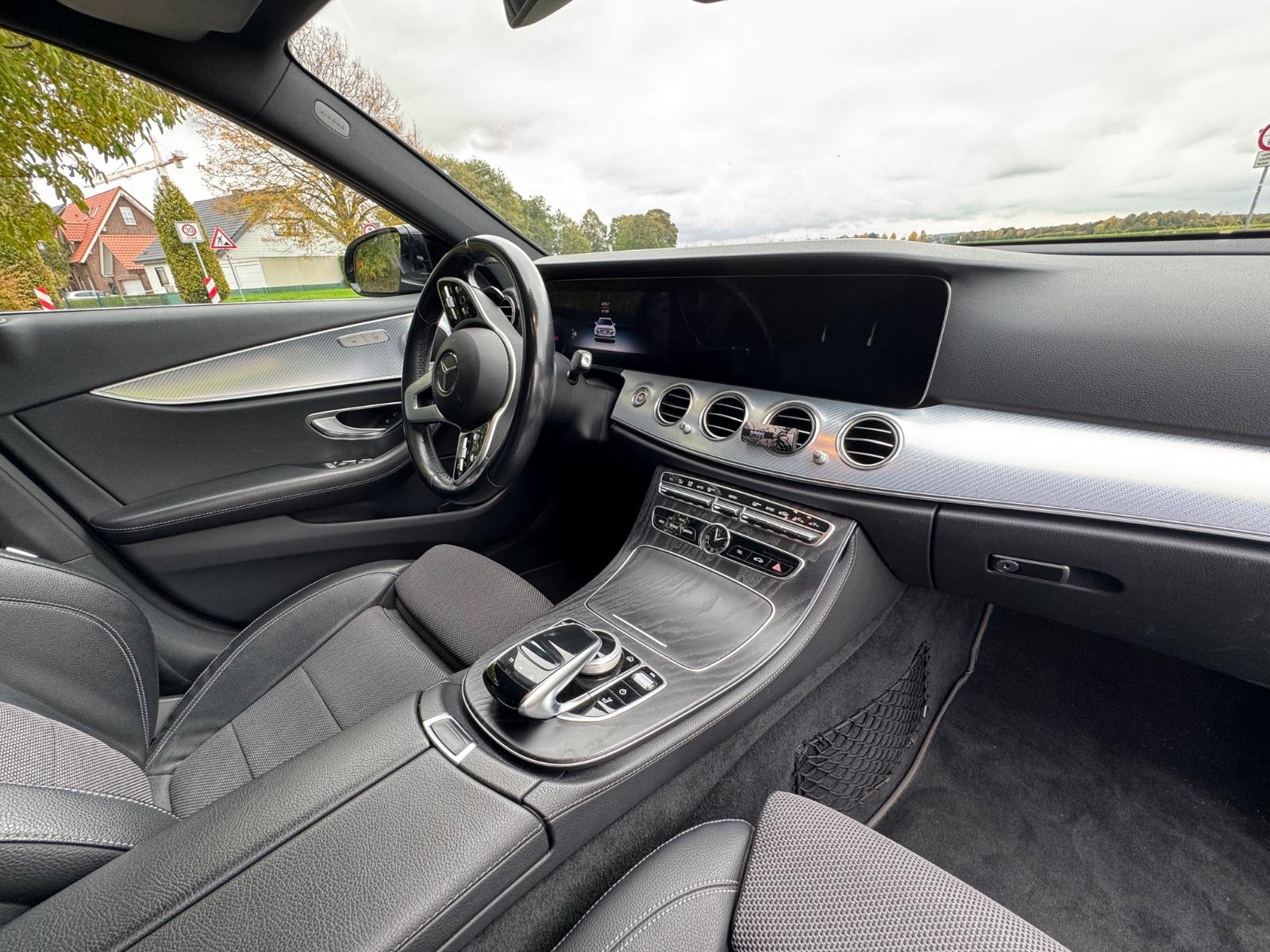 Mercedes-Benz E 300 d T Autom.