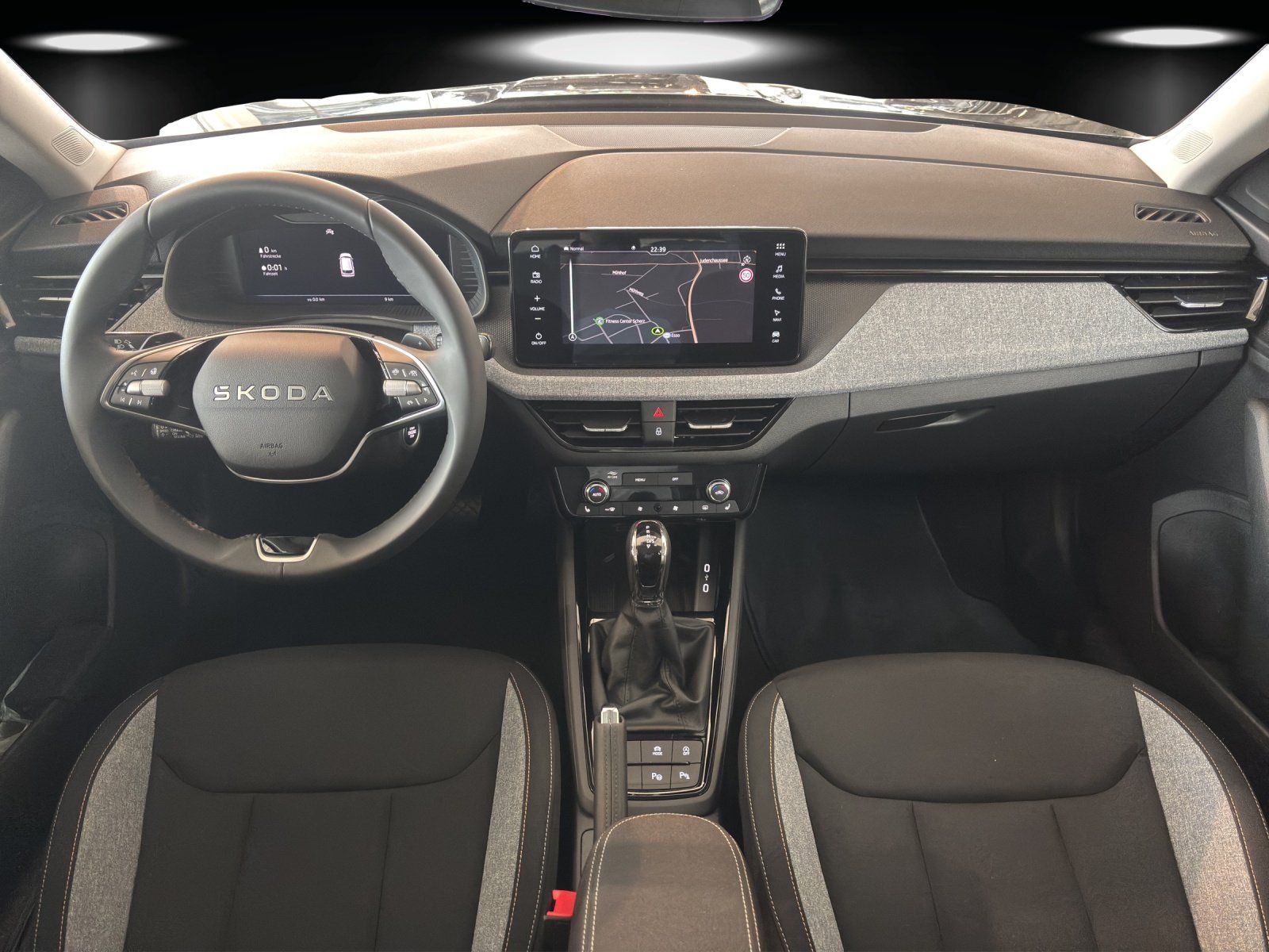 Fahrzeugabbildung SKODA Kamiq Tour 1,0 TSI 85 kW DSG