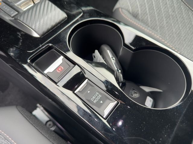 Foto Nummer 19: PEUGEOT 2008