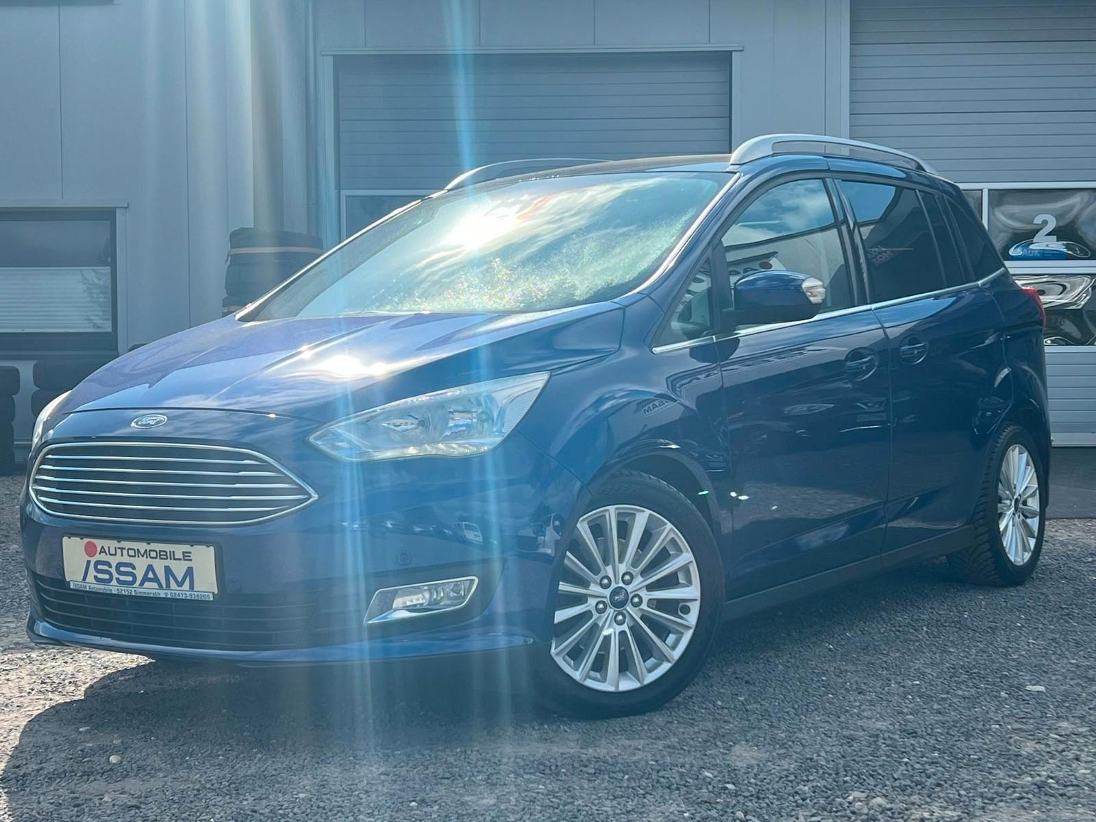 Ford Grand C-MAX Titanium*Navi*SHZ*LHZ*PDC*Pano*Tempo