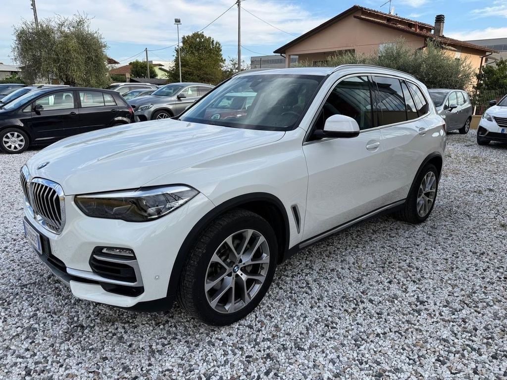 Image of BMW X5