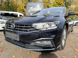 Volkswagen Passat Variant  R-Line Sport-Paket