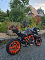 KTM 1290 Superduke R