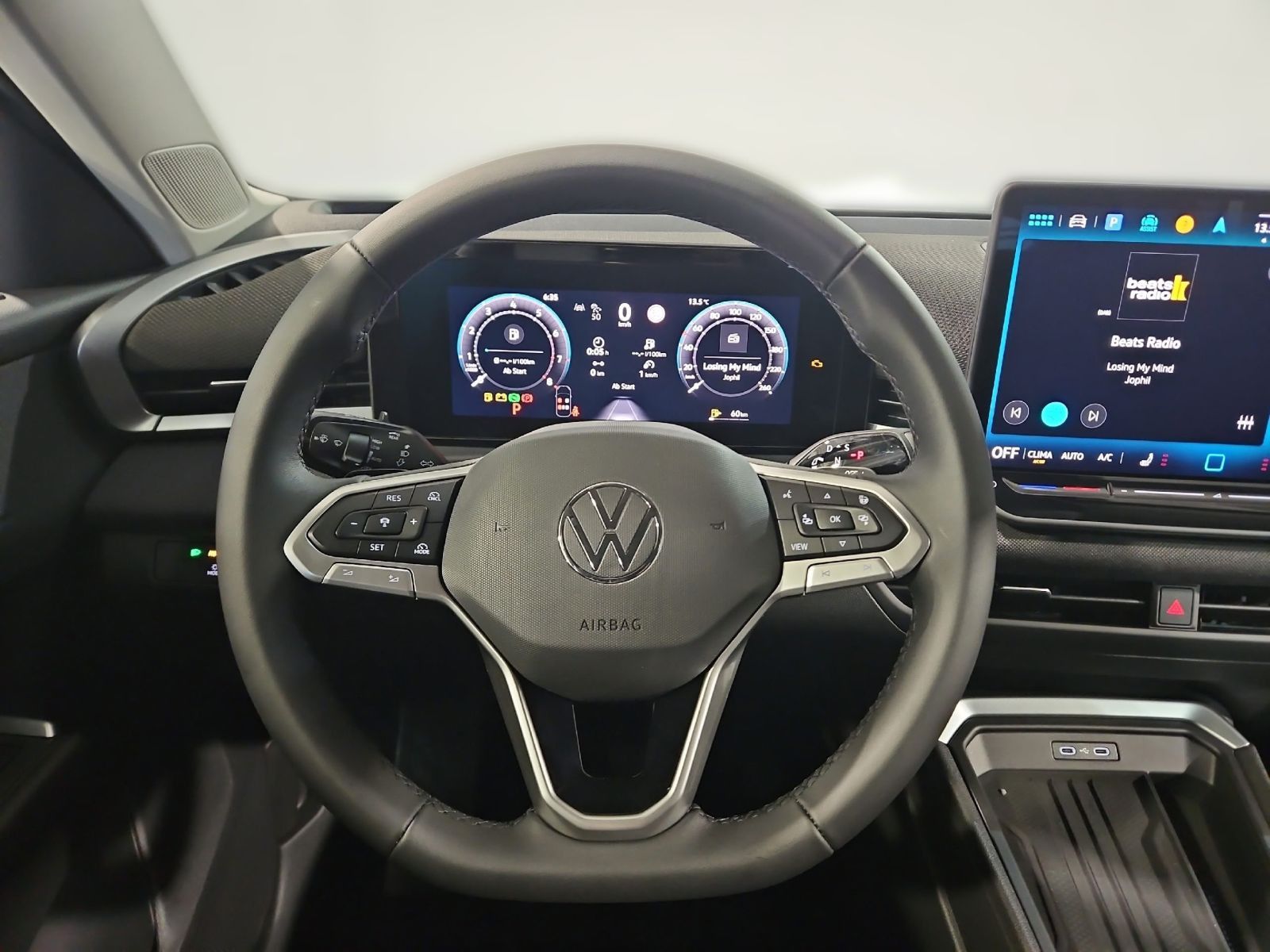 Volkswagen T-Roc - Bild 12
