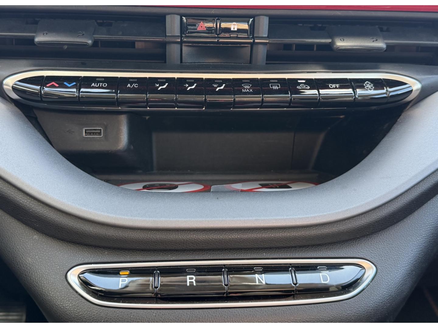 Fiat 500e Red *Apple Car Play *Tempomat