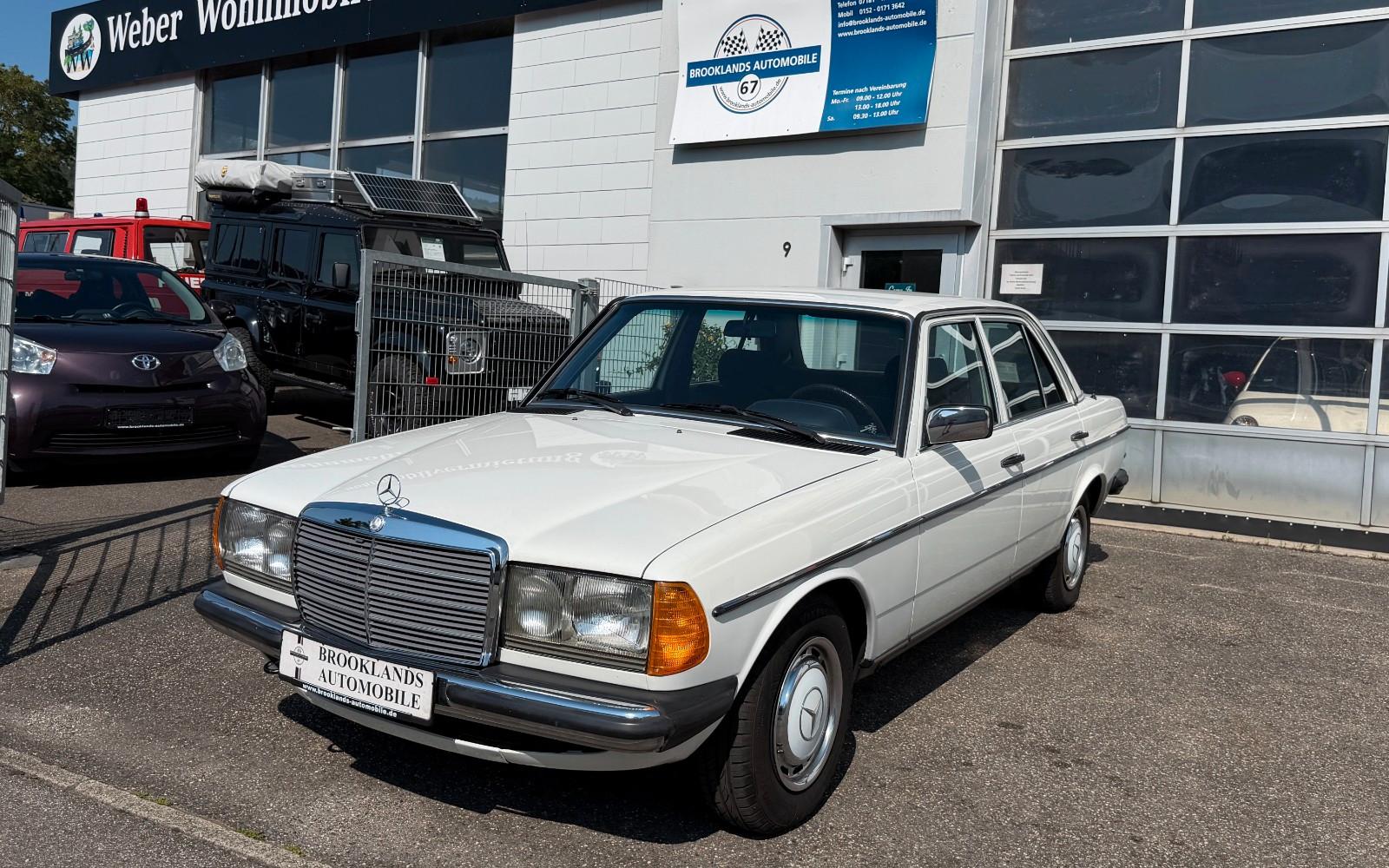 Mercedes-Benz 200 Automatik, Kultwagen in Bestform, H-Zul.