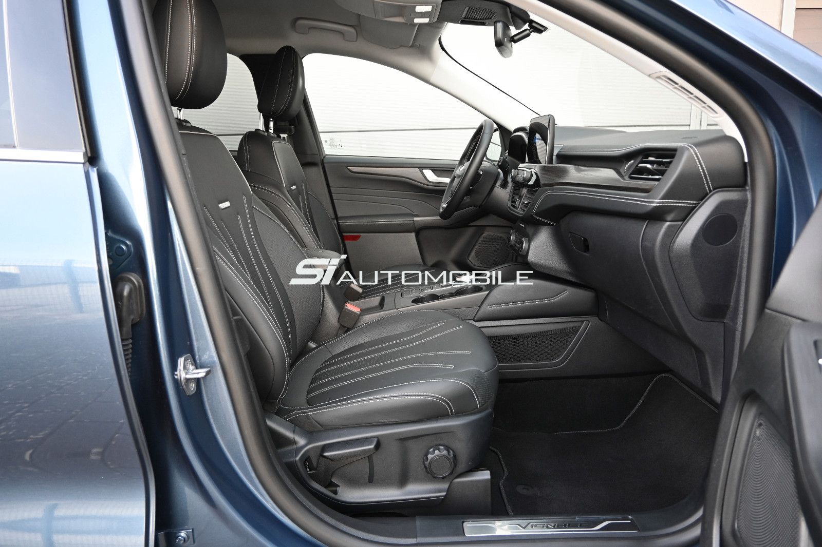 Fahrzeugabbildung Ford Kuga 2.5 Duratec PHEV Vignale °ACC°AHK°HEAD-UP°