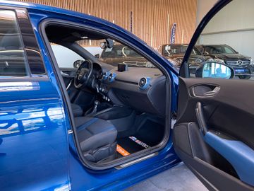 Audi A1 Sportback sport Aut.*1.HAND*BI-XENON*NAVI*PDC
