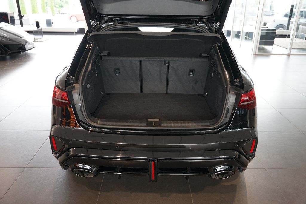 AUDI RS3 Sportback | Panoramic Roof | Bucket Seats | Carbon Fiber AUDI RS3 Sportback | Panoramic Roof | Bucket Seats | Carbon Fiber