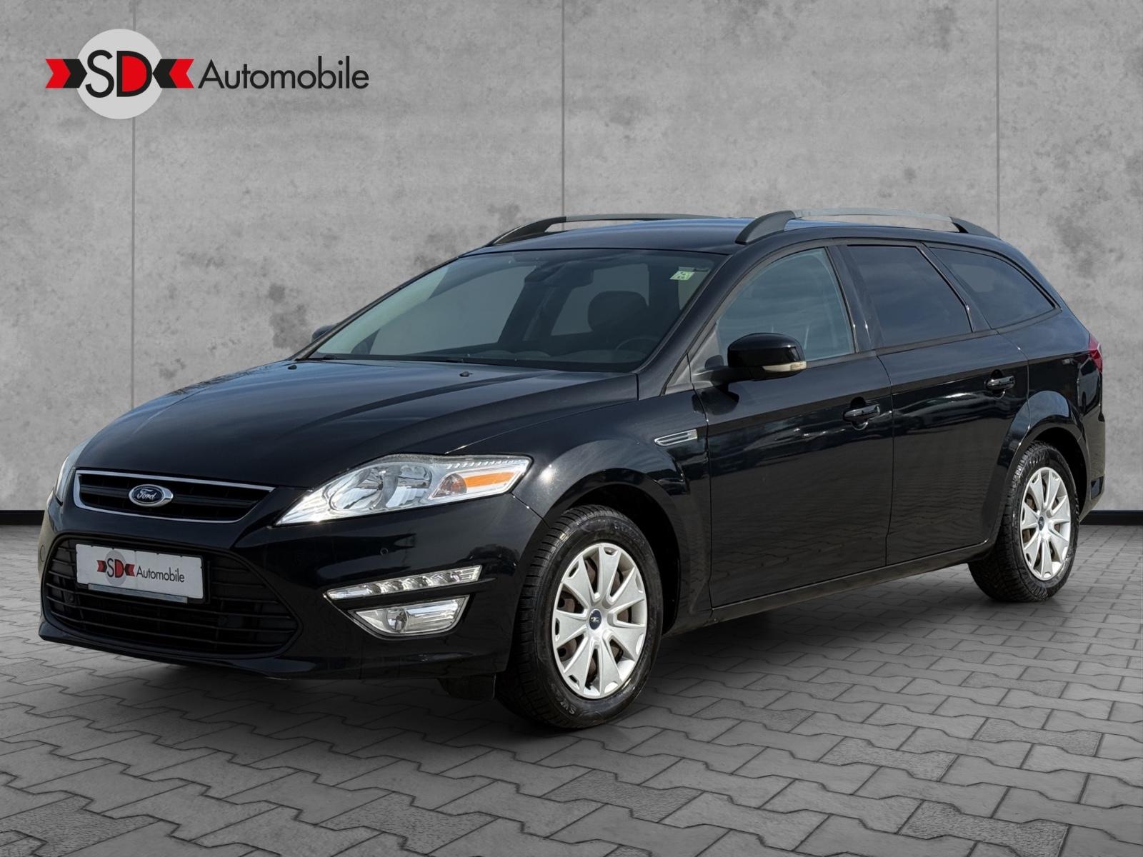 Ford Mondeo 2011 — вигляд ззаду