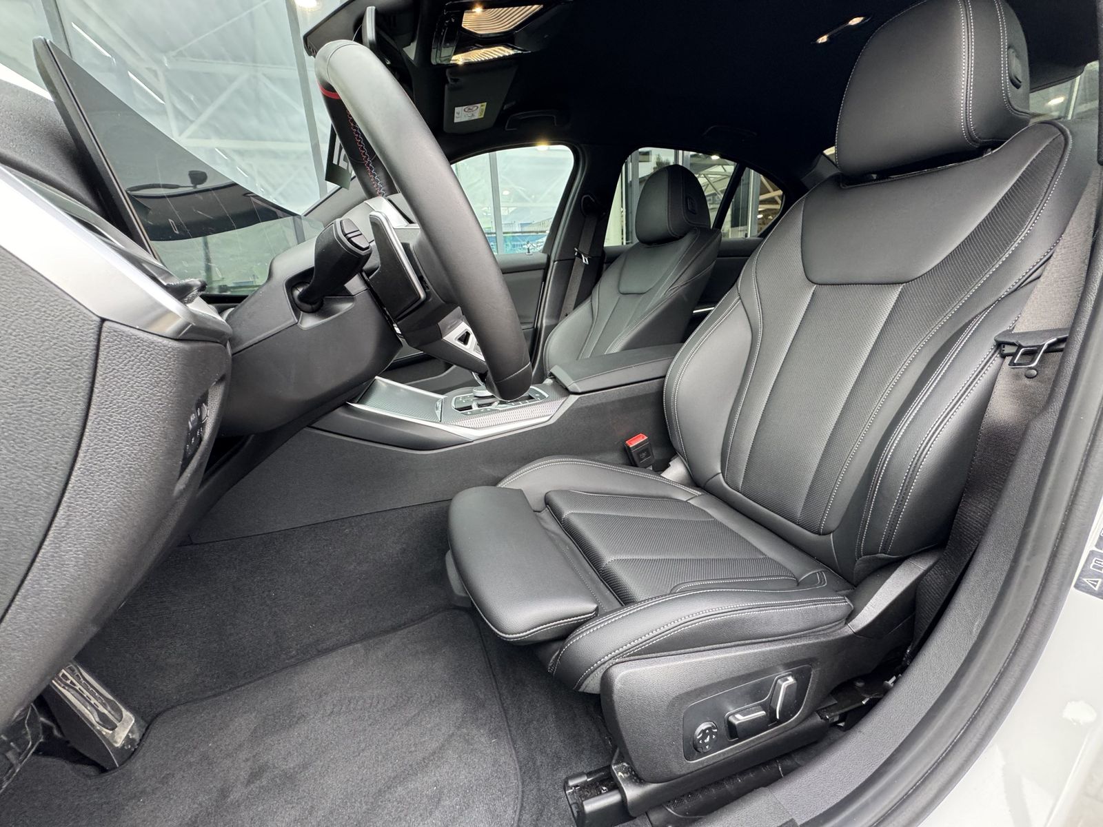 BMW M340i xDrive Limo H&K ACC RFK Memory Ambiente foto 5