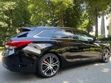 Hyundai i40 cw Blue Trend Automatik scheck... - Hyundai i40 in Duisburg