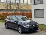 Volkswagen Passat 2.0 TDI SCR DSG Highline 2Hand - VW Passat Gebrauchtwagen in Düsseldorf