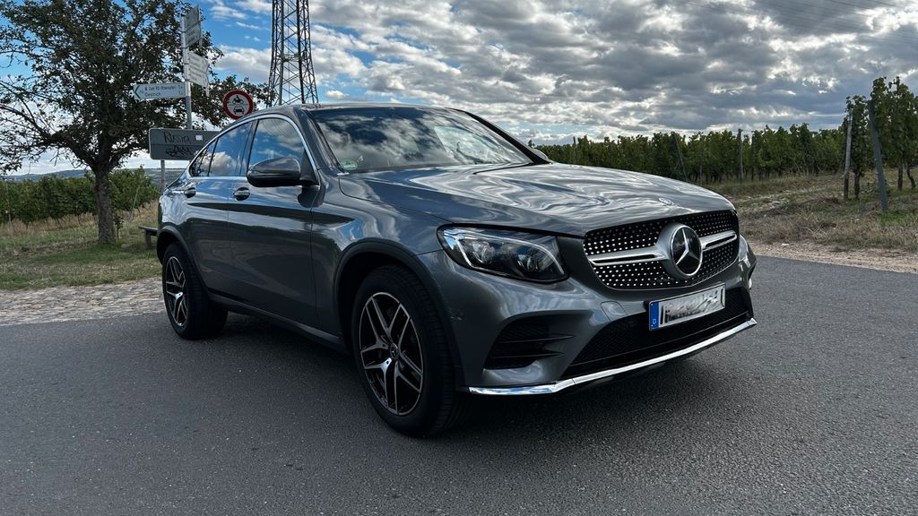 Image of Mercedes-Benz GLC 250