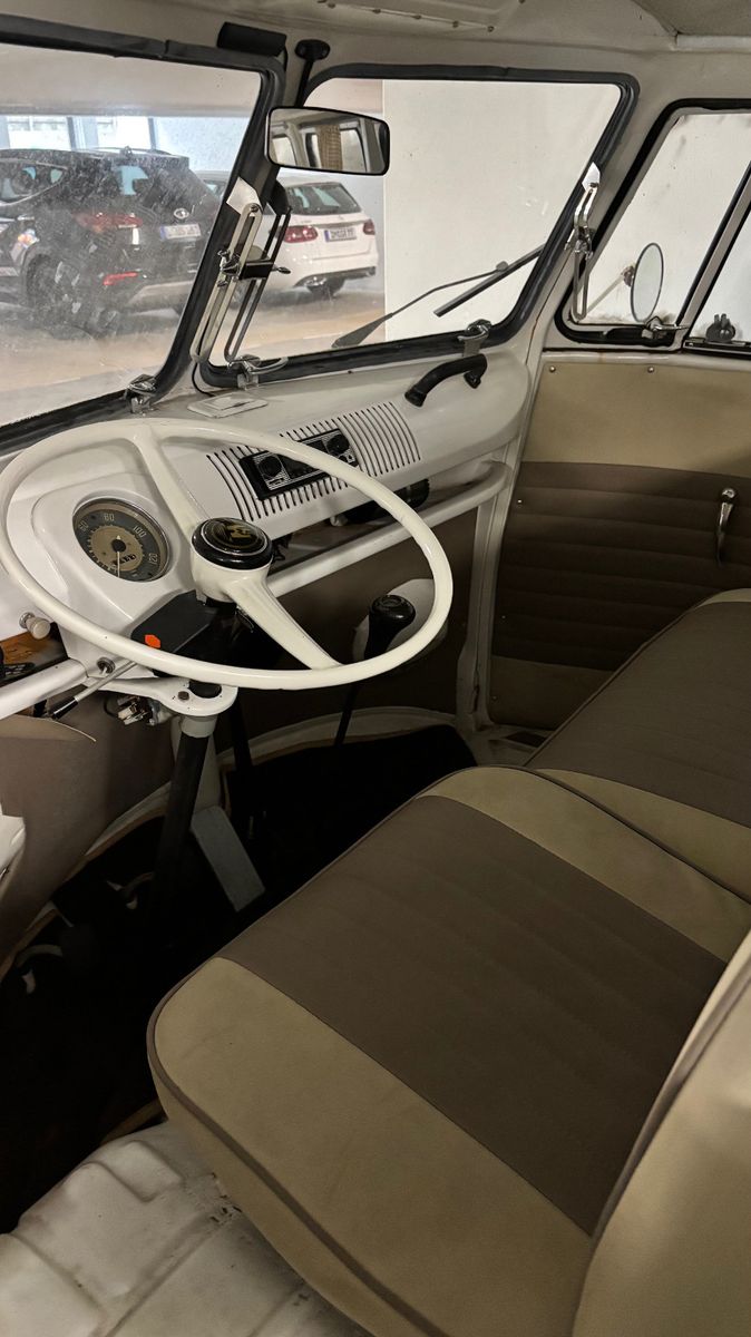 Fahrzeugabbildung Volkswagen T1 Brasil