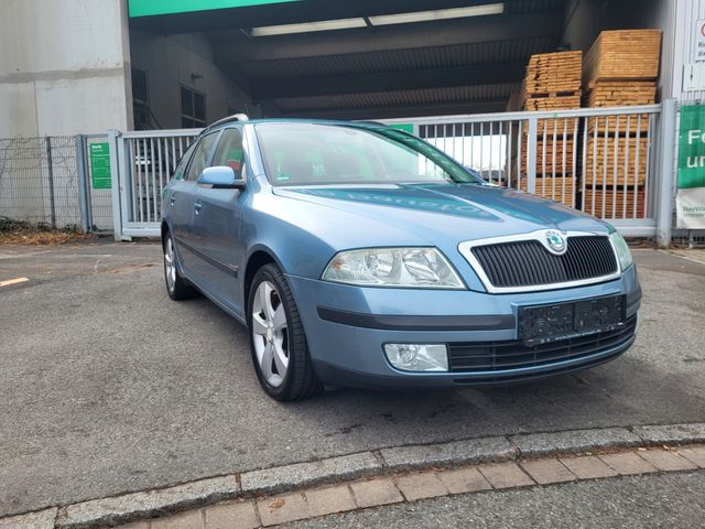 Skoda Octavia Combi Elegance Navi PDC