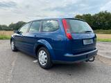 Ford Focus Turnier 1.6 Fun X Klimaauto Allwetter AHK - Ford Focus aus 2008: Turnier